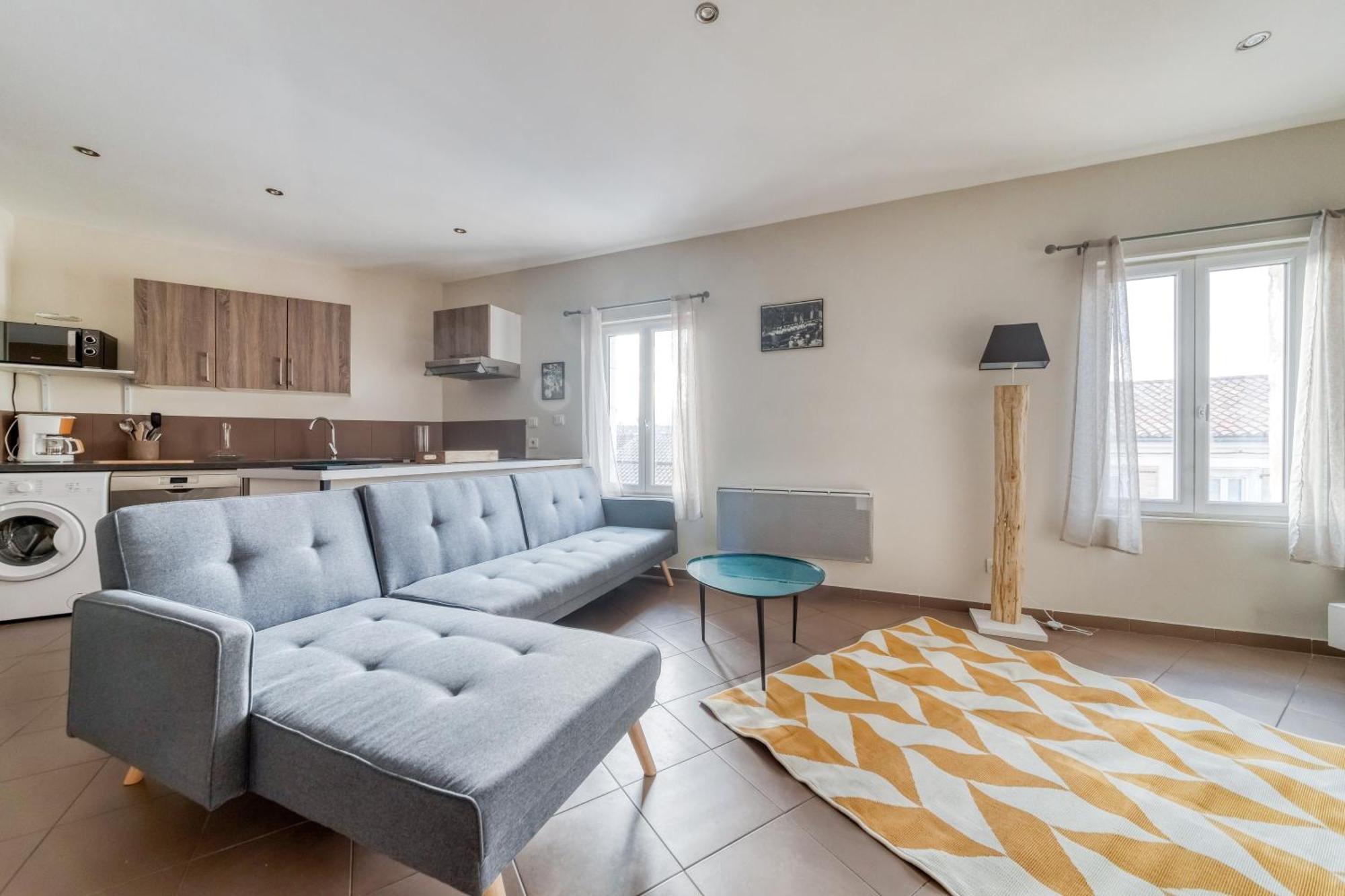 Appartement T3 MODERNE QUARTIER HISTORIQUE près du centre à Arles Extérieur photo
